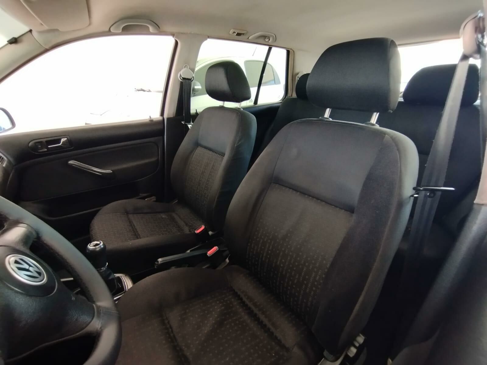 Imagem do veículo  VOLKSWAGEN GOLF